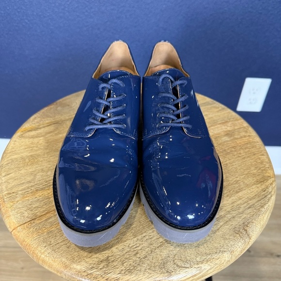 Vionic Women's Navy Patent Leather Lace-Up Loafers, Size 7 (unmarked) - Picture 6 of 8